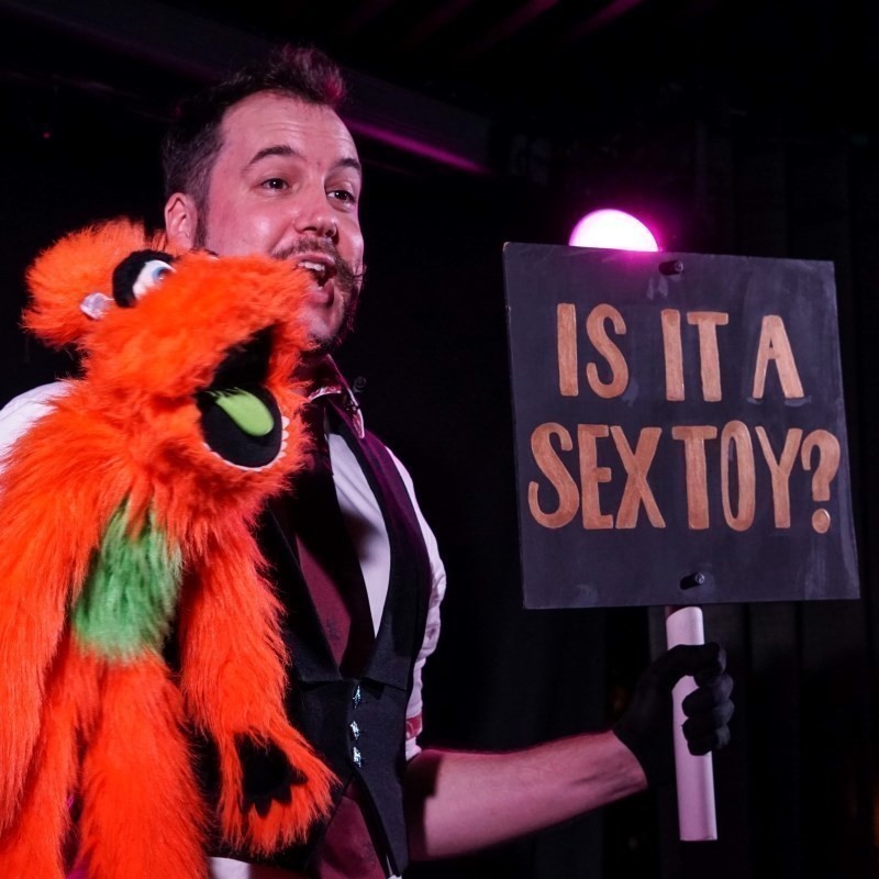 User crop pupperotica square